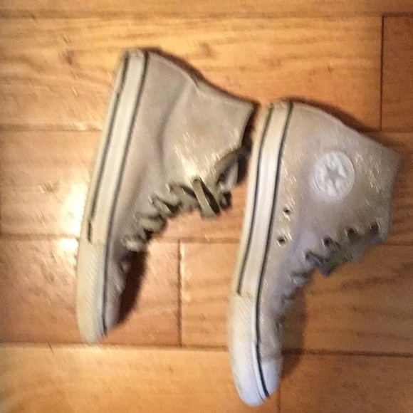 CONVERSE ALL STARS WOMEN’S SIZE SIZE 4. SPARKLY TAN - Picture 2 of 9